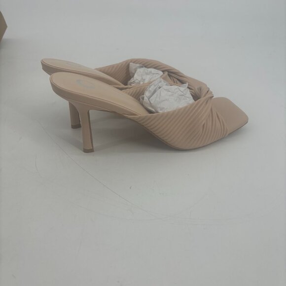 Journee Collection Women's Faux Leather Greer Mule Heels Nude Size 8.5 NWB - Picture 4 of 7